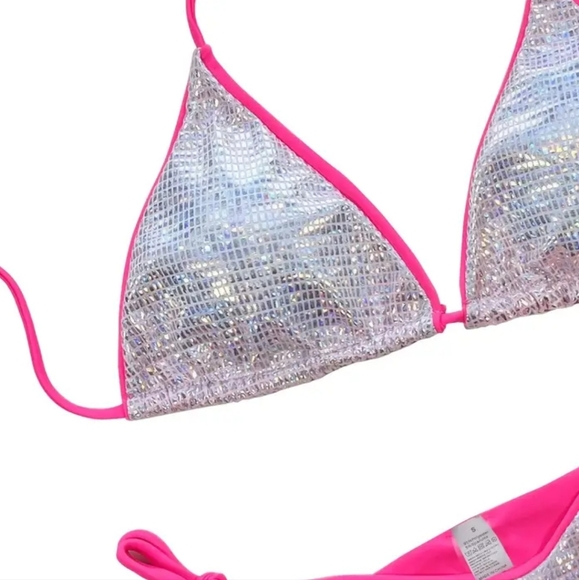 CUTE/SEXY BIKINI - Picture 3 of 4